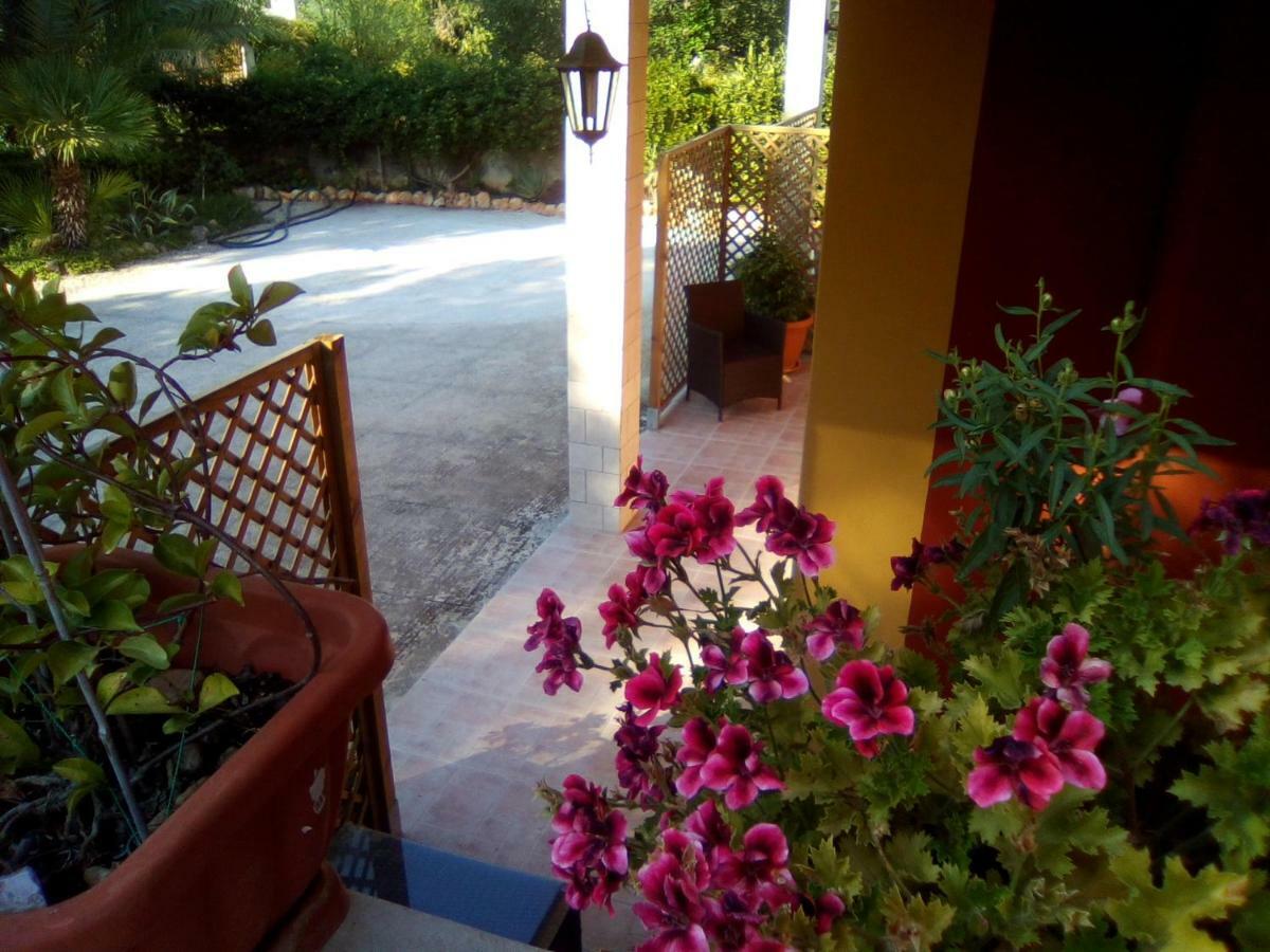 Bed and Breakfast Casa te la Bradamante Magliano Exterior foto